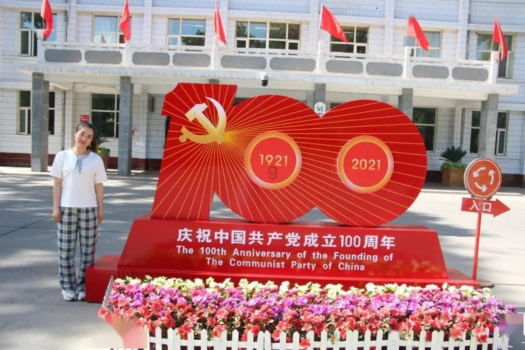 《中国诗的精神》以经典诗词“解码”中国人的心灵独白