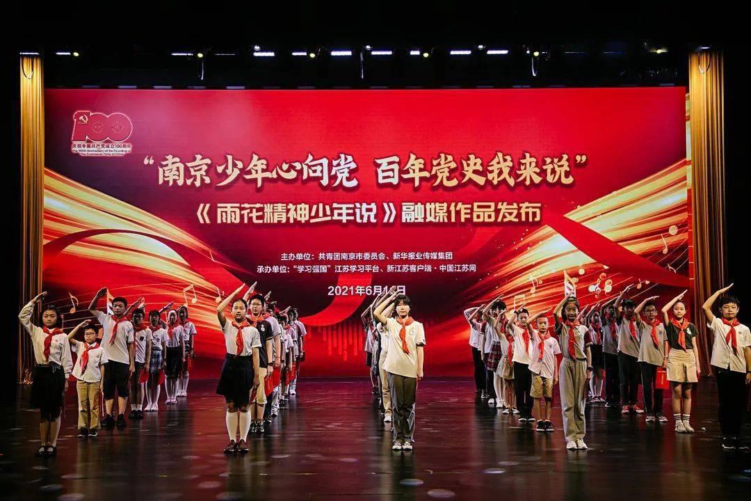 多彩时尚美发沙龙